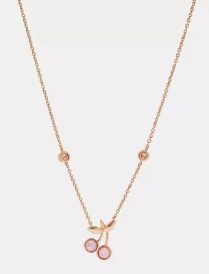 蔻驰樱桃吊坠项链带玫瑰金链和粉红色樱桃吊饰 — 第 1/4 张图片