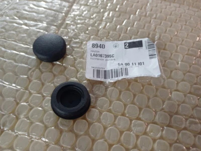 Mazda Genuine OEM RX-7 FD3S SPIRIT R Front Wiper Arm Cap Cover LA01-67-395C ×2 - Imagem 1 de 4