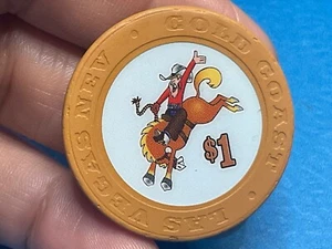 $1————-GOLD COAST———— LAS VEGAS NEVADA CASINO CHIP —————-Z—1994 - Picture 1 of 3