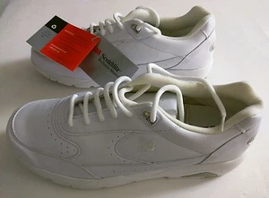 WOMEN'S NEW BALANCE SNEAKERS SIZE 9/12 WHITE REFLECTIVE MATERIAL 3M "NEW" - Picture 1 of 9