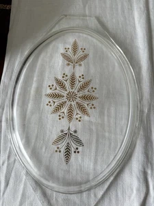 Vtg Pyrex 945C Golden Classic Casserole Dish LID ONLY Clear W Gold Poinsettia - Picture 1 of 6