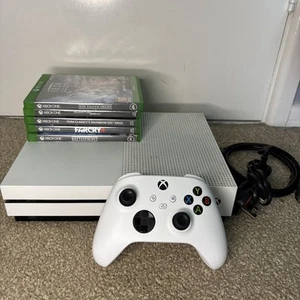 Weiße Xbox One S Spielekonsole (500gb) Bundle / Controller / 5 Spiele - Bild 1 von 13