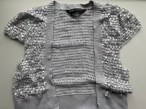 BCBGMAXAZRIA Para Mujer Gris Crochet y Lenteleta Encogimiento de Encogimiento/Chaleco NUEVO Talla Extra Pequeña - Imagen 1 de 4