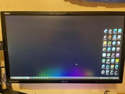 ASUS VG248QE 3D 24" Full HD 1920x1080 144Hz 1ms Gaming Monitor - Image 1 of 3