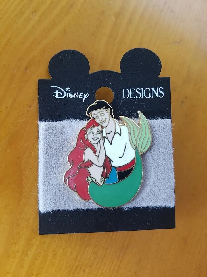 RARE Disney 1990 The Little Mermaid Prince Eric Holding Ariel Pin Taiwan NOS