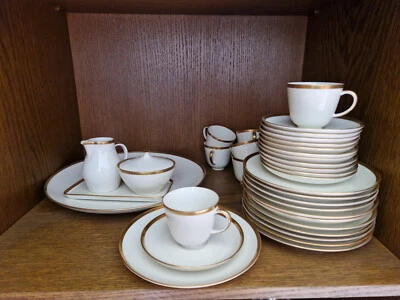 Goldrand-Kaffeeservice von Fürstenberg für 12 Personen - Bild 1 von 3