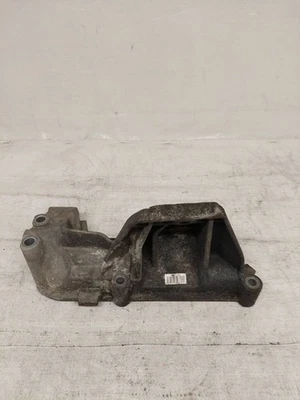Iveco Daily 5th Gen 2013 Diesel Bracket Bearing Engine 500394621 VGS297 - Image 1 of 4