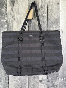 Neu mit Etikett Nike Sportswear Beuteltasche (26L) schwarz Utility Reißverschluss Tasche Fitnessstudio Reisen - Bild 1 von 5
