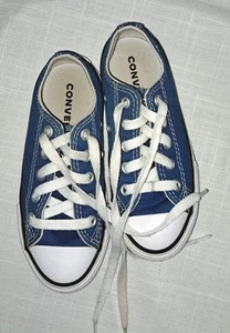 Converse Chuck Taylor All Star Street Low Sneaker Girls Size 11 Blue Lace Shoe - Picture 1 of 11