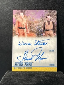 2011 RITTENHOUSE STAR TREK TOS REMASTERED DA23 WARREN STEVENS & STEWART MOSS - Picture 1 of 2