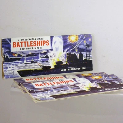 Battleships 1963 vintage game by Waddington’s. Complete with 2 booklets & cover. - Image 1 of 4