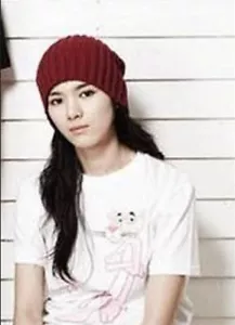 Wollbeanie Wolle Cap Universal DUNKELROT Winterkappe Mütze - Picture 1 of 2