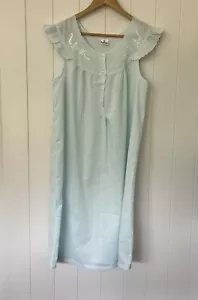 Lyn Maid Women’s Nightgown Size 16 Pale Blue/Aqua Tiny White DotYoke Embroidery - Picture 1 of 5