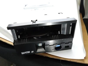 IBM Ultrium5 LTO5 Fiber channel FC FH for TS3500 00V6705 35P2999 3588-F5A - Picture 1 of 4