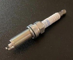 Subaru Spark Plugs NGK SILZKAR7B11 Set of 4 - Bild 1 von 3