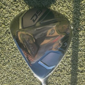 LEFT HANDED WILSON D9 3 WOOD BRAND NEW - Picture 1 of 4