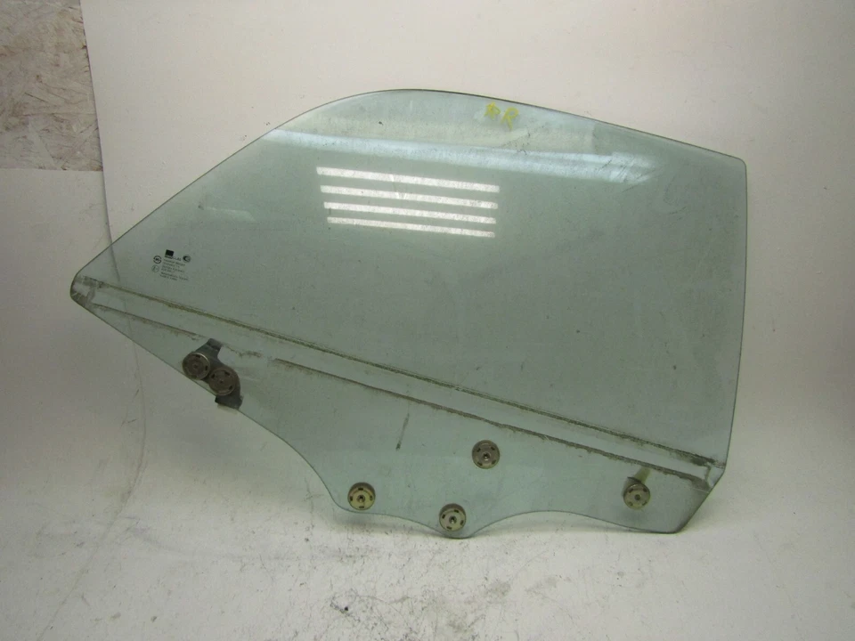 Passenger Side Rear Door Window Glass XG350 2002 2005 Hyundai Right Back OEM - Image 1 of 4