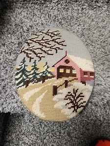 Vintage Finished Needlepoint Oval Ready To Frsme 8-1/2" X 6-1/2" - Picture 1 of 6