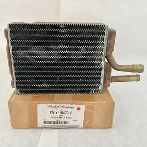 Nuevo de Lote Antiguo Ford 1979-1993 Mustang Calefactor Núcleo E9LY-18476-A - Imagen 1 de 5