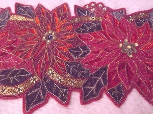 Weihnachten Perlen Tischläufer Weihnachtsstern 13" x 36" Neu   - Bild 1 von 4