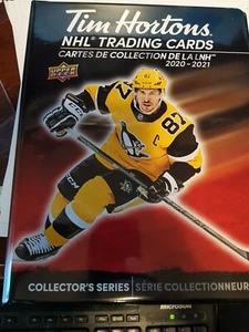 2020-21 TIM HORTONS EMPTY BINDER COLLECTOR'S SERIES ALBUM CANADA ONLY NO CARDS - Picture 1 of 2