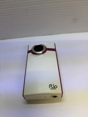 Pink Flip Video F260P Ultra Series Camcorder - Image 1 of 4