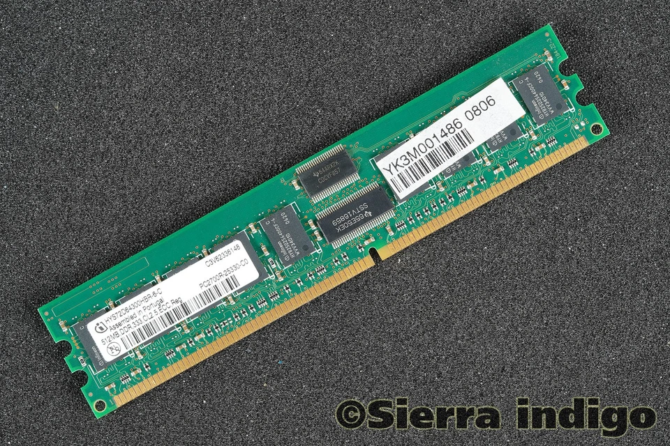 HYS72D64300HBR-6-C Infineon 512MB PC2700R-25330-C0 Server Memory RAM - Image 1 of 1