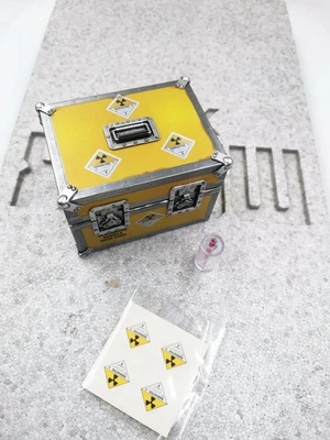 Estuche Plutonio Figura Escala 1/6 Hot Toys Regreso al Futuro Doc Brown HT MMS610 Foto 1 de 3