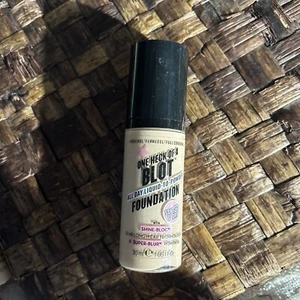 Soap & Glory One Heck of a Blot Foundation - FAIR ENOUGH /sealed - Picture 1 of 1