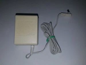 Thomson Inc. 5-2402A 9V AC/DC Adaptador de corriente 400mA 7W - Imagen 1 de 1