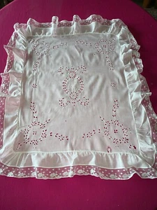 Altes besticktes Leinen Krippenoberteil 72 cm x 63 cm - Bild 1 von 9