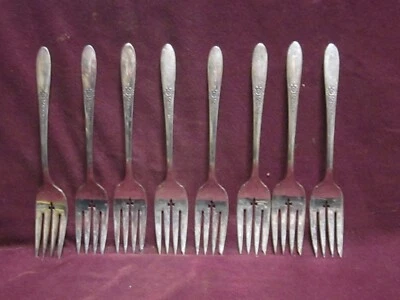 8 tenedores de ensalada Oneida FANTASY Tudor Plate Community Silverware 6 1/2" Foto 1 de 4