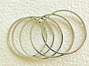 Bangle Bracelets Set of 5 Polished Hematite Color  Stackable NWOT - Picture 1 of 4