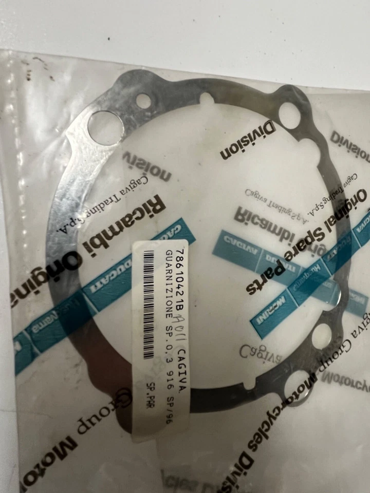 NUEVA JUNTA BASE CILINDRO MOTOR DUCATI 916 SP 94-96 GENUINA 78610421A Foto 1 de 1