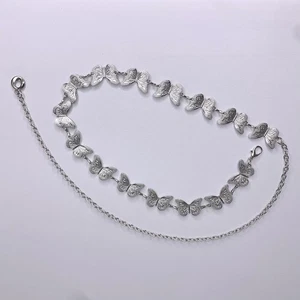 Venta de muestra | Cinturón cadena metal tono plata mariposa simple gitano capricho - Imagen 1 de 7