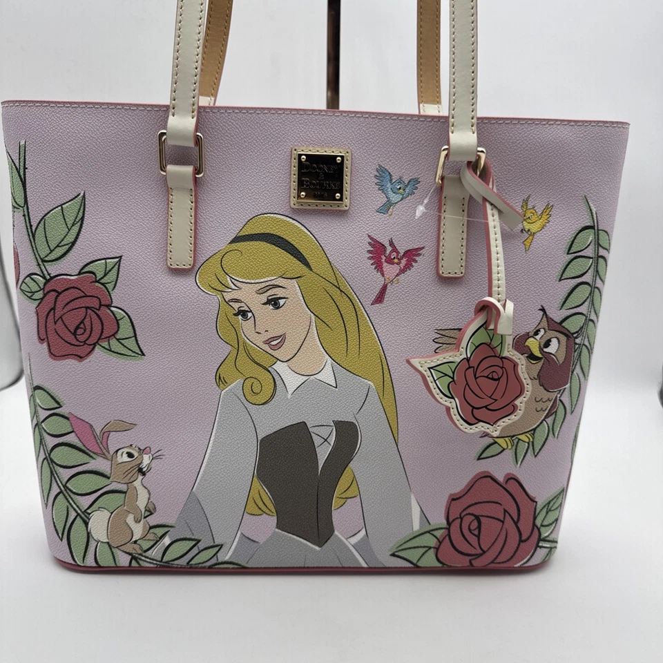 Bolso de Mano Dooney & Bourke 65 Aniversario La Bella Durmiente 2024 Parques Disney Nuevo con Etiquetas Foto 1 de 4