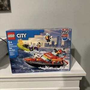 LEGO City Barco de Bomberos Modelo 60373 Juguete Flota Sobre Agua Edades 5+ - Imagen 1 de 7