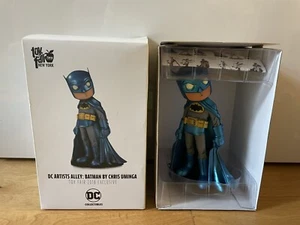 Statua da collezione DC Artist Alley Batman metallizzata Chris Uminga Toy Fair 2018 - Foto 1 di 7