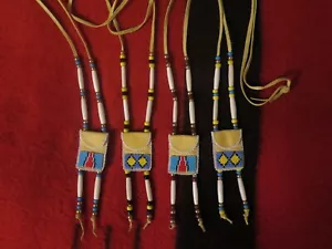 Med-Taschen im indianischen Stil Perlen gegerbtes Leder Hirsch Medizintasche - Bild 1 von 8