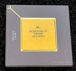 MC88200RC20 MOTOROLA COLLECTIBLE CERAMIC GOLD PGA CACHE CONTROLLER fcb28.11 - Picture 1 of 3