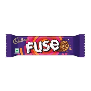 Barra de chocolate llena de cacahuete y caramelo Cadbury Fuse, 21 G (paquete de 6) - Imagen 1 de 7