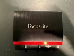 Focusrite Clarett 2Pre THUNDERBOLT2 Audio Interface Excellent Condition w/Cable - Picture 1 of 4