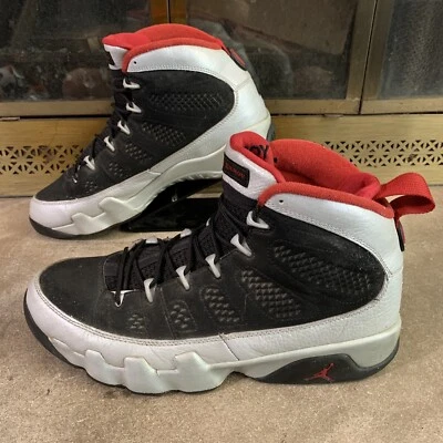 NIKE AIR JORDAN IX 9 RETRO JOHNNY KILROY NEGRO ROJO PLATINO 302370-012 Hombres 9.5 Foto 1 de 4