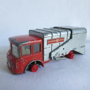 VTG LESNEY ENGLAND DIE-CAST 1960s #K7 REFUSE GARBAGE TRUCK RED FAIR PARTS RSTORE - Picture 1 of 4