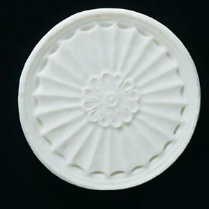 Dolls House Ceiling Medallion 3.2cm Diameter Tumdee 1:12 Scale Rose 564 B11 - Imagen 1 de 1