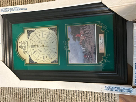 VINTAGE INGRAHAM Clock with the end of the chase photo Cover