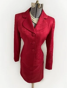 Le Suit Skirt Suit Size Petite 6P Two Piece Set Red Paisley Jacquard Pattern - Imagen 1 de 24