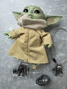 STAR WARS Mandalorian 8" bambino parlante Yoda Grogu peluche e flotta missione FIGURA - Foto 1 di 12