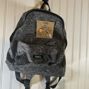 NEU VICTORIA'S SECRET PINK MINI RUCKSACK MIT ANSTECKNADELN - Bild 1 von 7