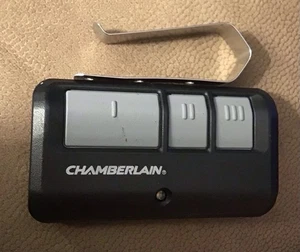 Chamberlain 3-Button Garage Door Opener Remote Control HBW7964 - Picture 1 of 2